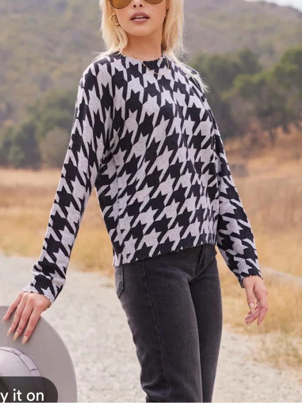 Minnie rose womens cashmere Houndstooth frayed cropped crew sweater maximalism